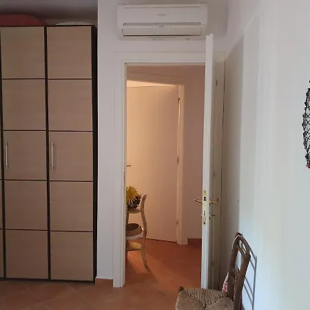 Porto Pineto Indipendente 100 Mt Dal Mare Iunp7395 Feriehus Porto Pino