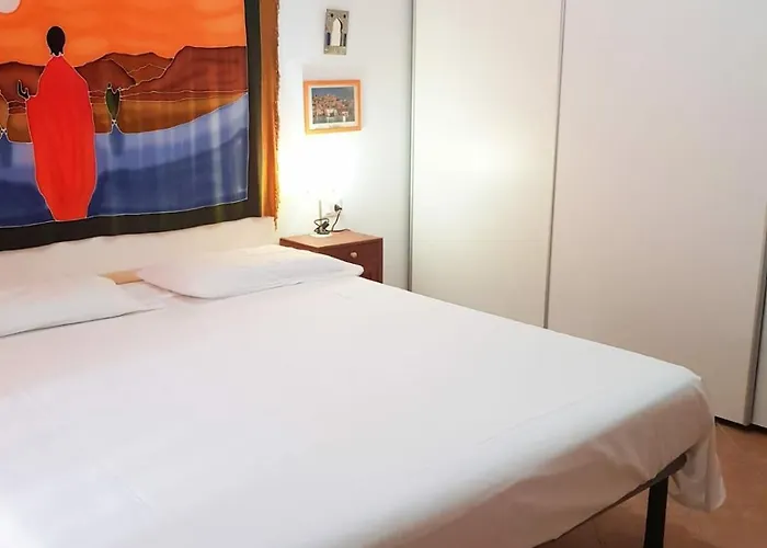 Porto Pineto Indipendente 100 Mt Dal Mare Iunp7395